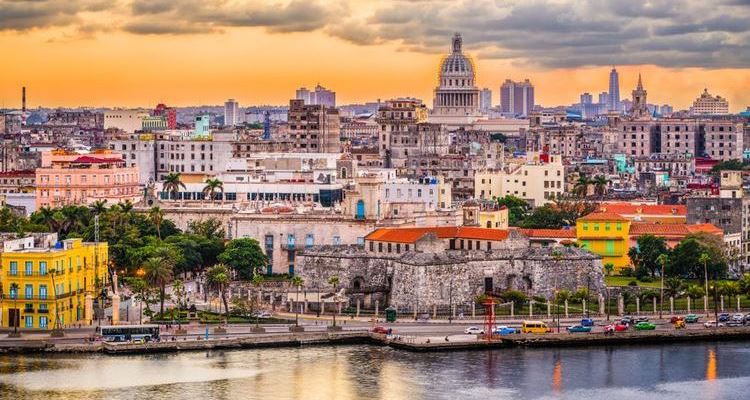8 Alasan Bagus untuk Mengunjungi Kuba
