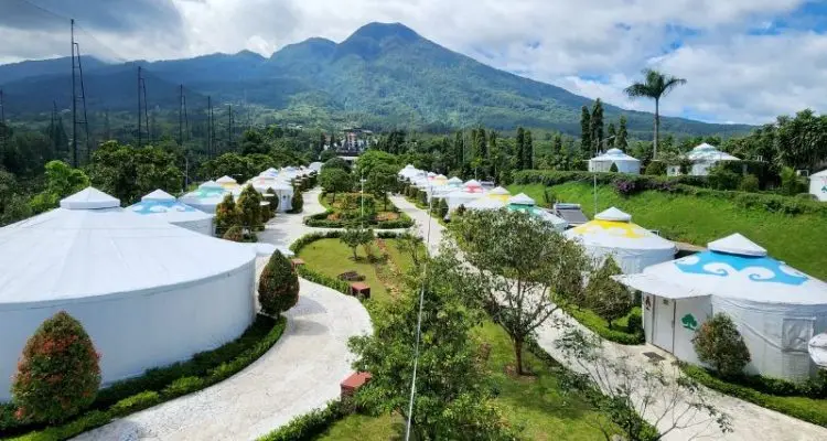 Highland Park Resort Bogor, Rasakan Pengalaman Menginap Unik di Tenda Mongol