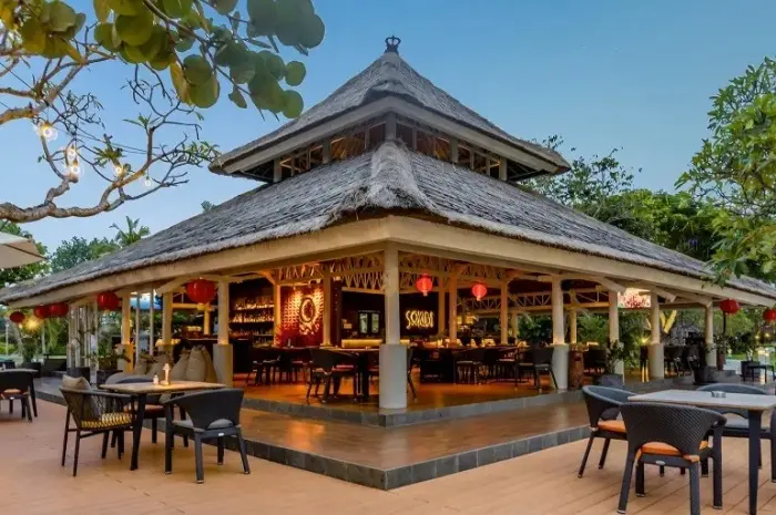 10 Tempat Wisata Kuliner Bali Terpopuler